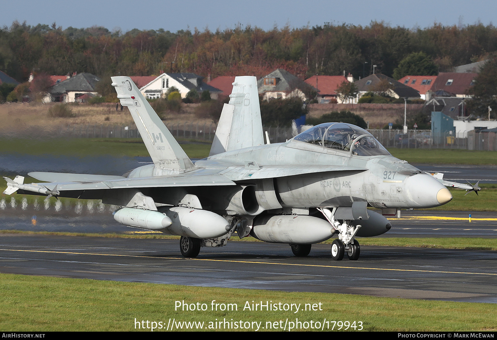 Aircraft Photo of 188927 | McDonnell Douglas CF-188B Hornet | Canada - Air Force | AirHistory.net #179943