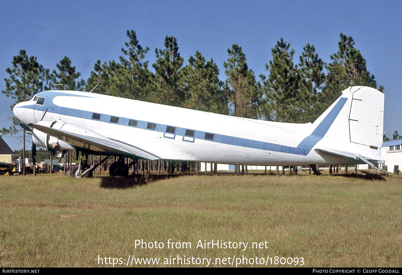 Aircraft Photo of N19924 | Douglas DC-3A | AirHistory.net #180093