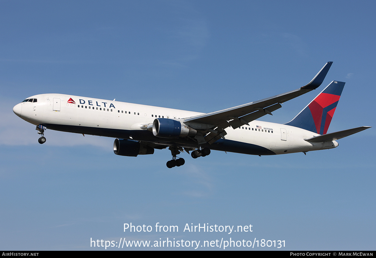 Aircraft Photo of N175DN | Boeing 767-332/ER | Delta Air Lines | AirHistory.net #180131