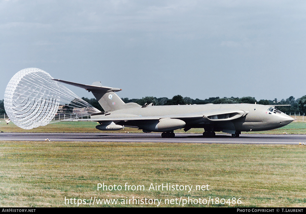 Aircraft Photo of XL190 | Handley Page HP-80 Victor K2 | UK - Air Force | AirHistory.net #180486