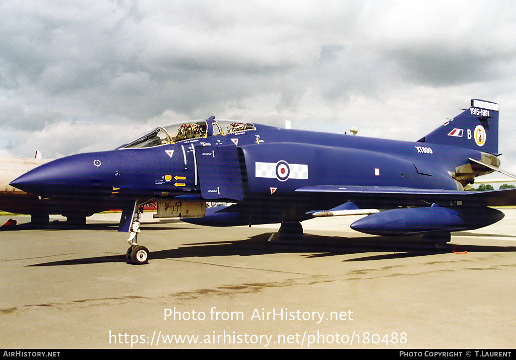 Aircraft Photo of XT899 | McDonnell Douglas F-4M Phantom FGR2 | UK - Air Force | AirHistory.net #180488