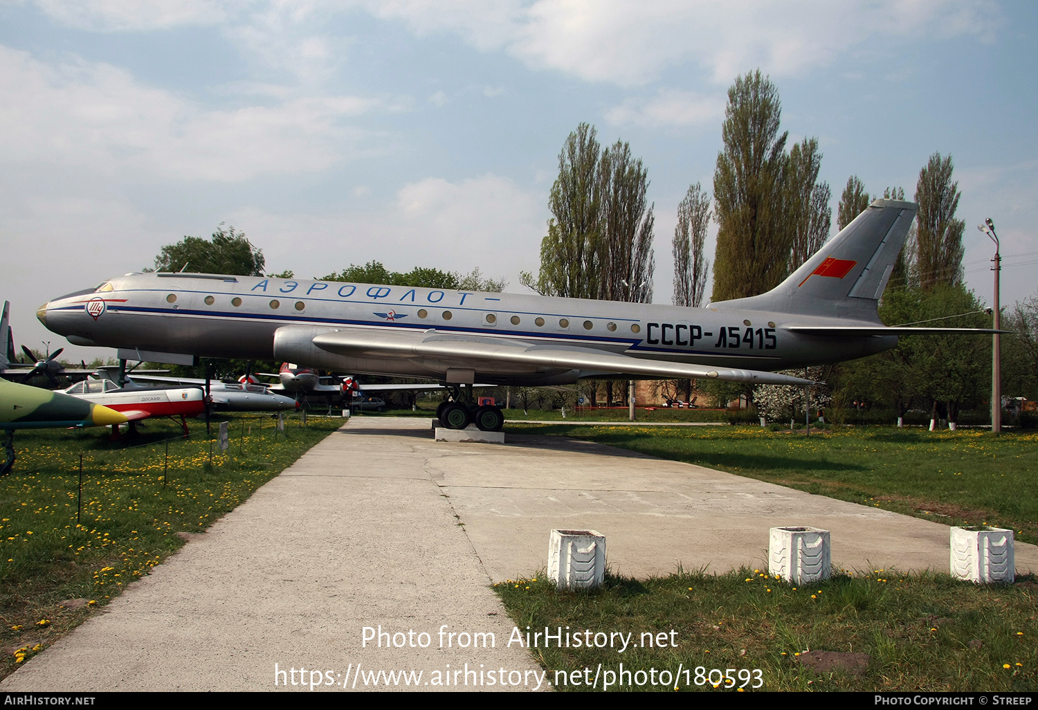 Aircraft Photo of CCCP-L5415 / CCCP-Л5415 | Tupolev Tu-104 | Aeroflot | AirHistory.net #180593