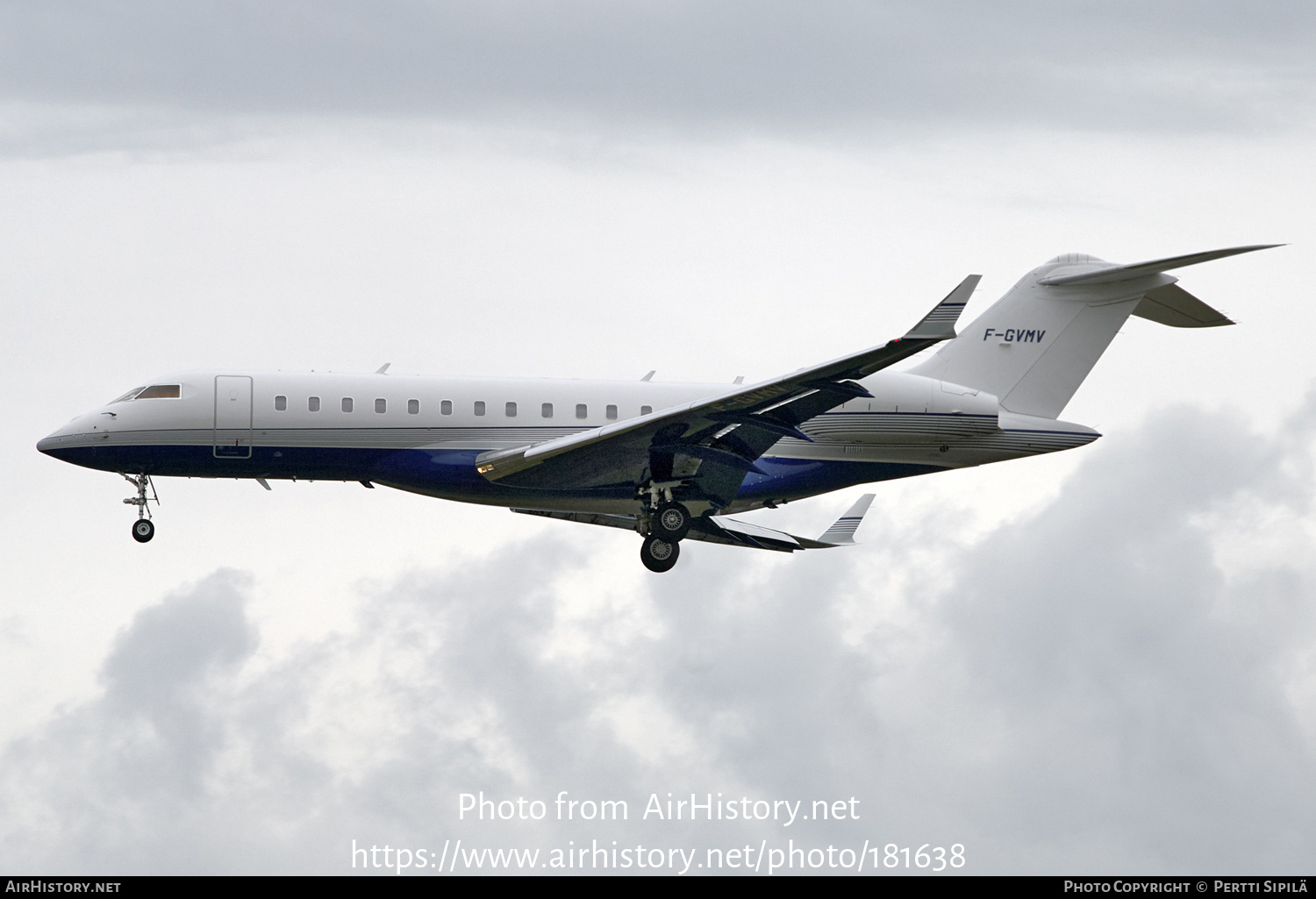 Aircraft Photo of F-GVMV | Bombardier Global Express XRS (BD-700-1A10) | AirHistory.net #181638