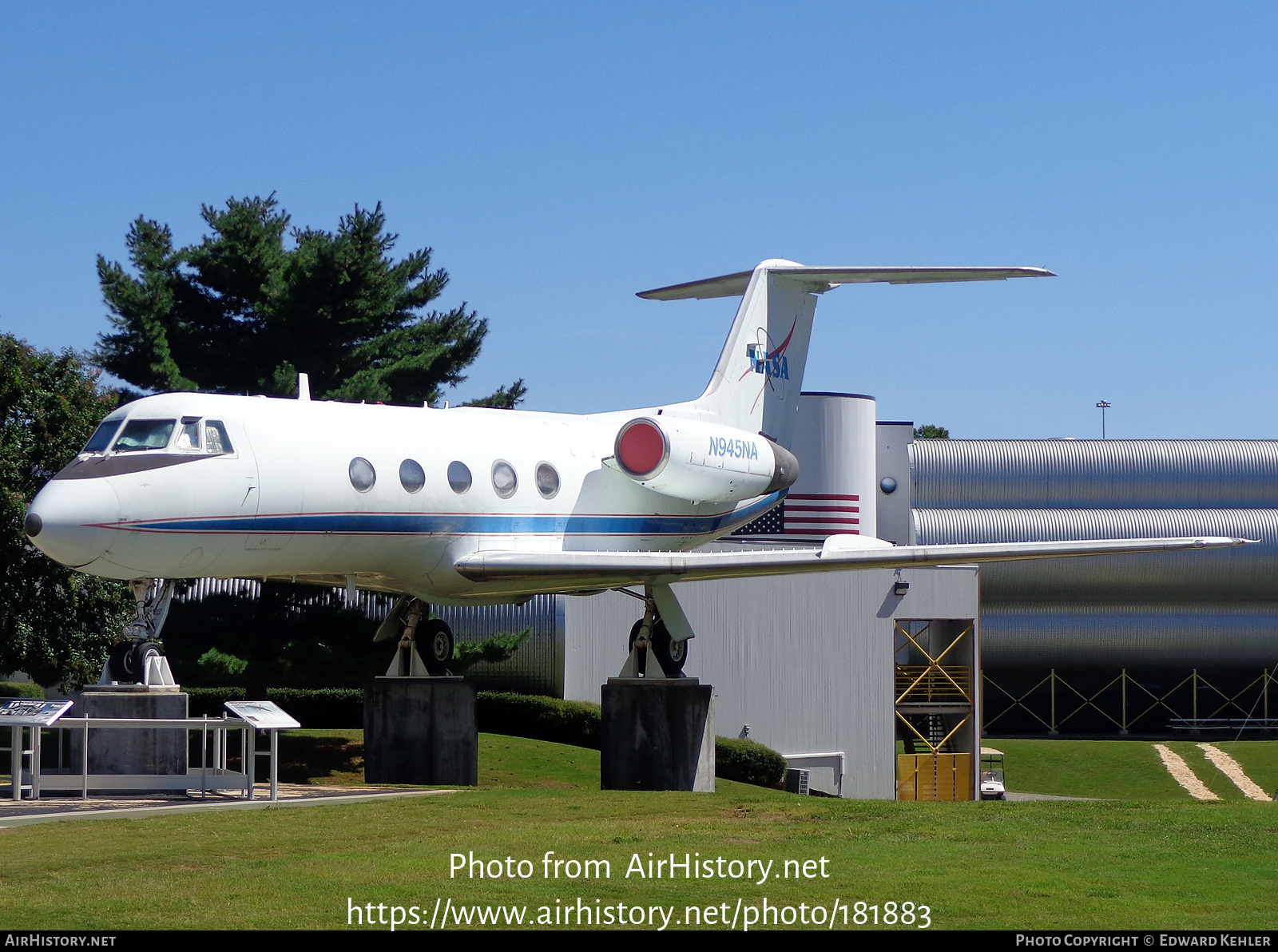 Aircraft Photo of N945NA | Grumman American G-1159 Gulfstream II/STA | NASA - National Aeronautics and Space Administration | AirHistory.net #181883