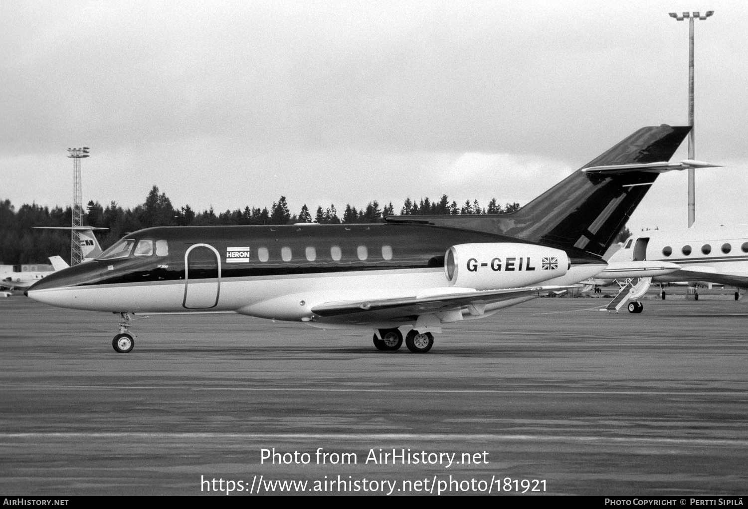 Aircraft Photo of G-GEIL | British Aerospace BAe-125-800B | Heron Managements | AirHistory.net #181921