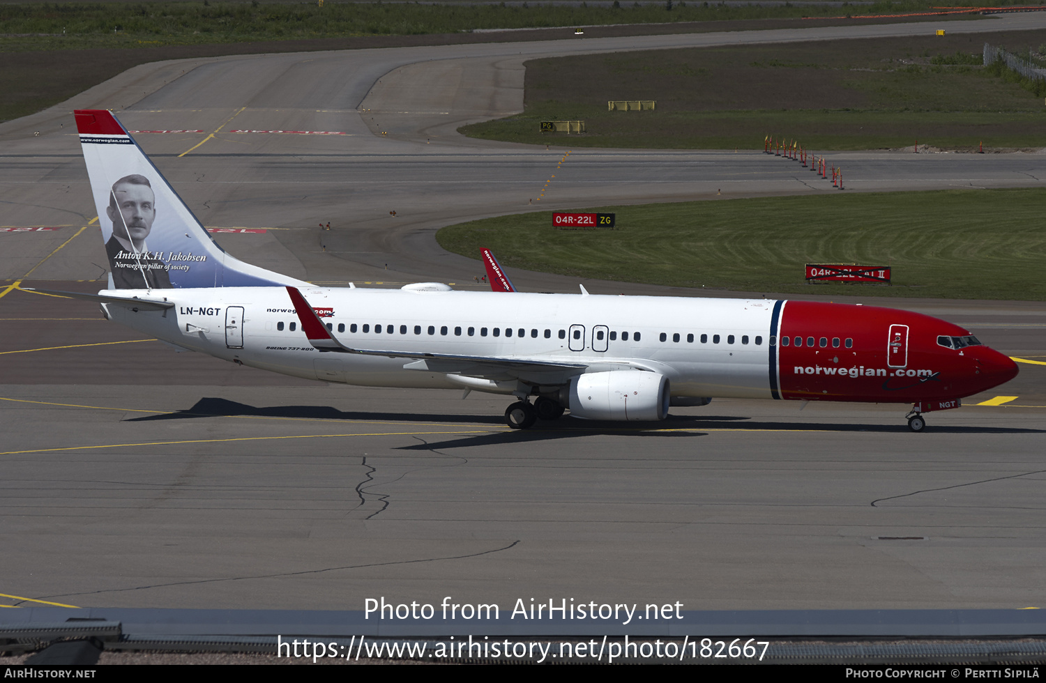 Aircraft Photo of LN-NGT | Boeing 737-8JP | Norwegian | AirHistory.net #182667