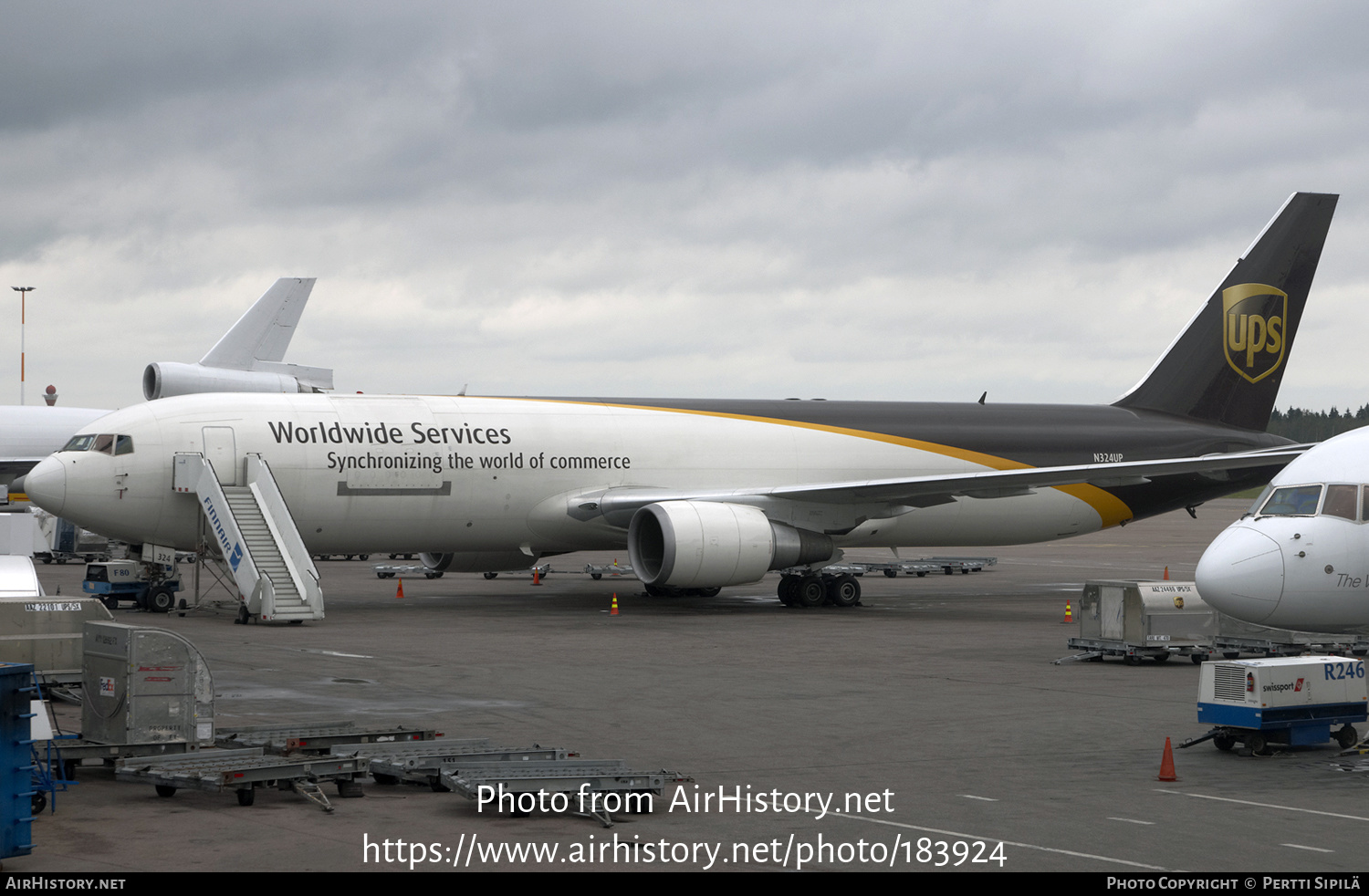 Aircraft Photo of N324UP | Boeing 767-34AF/ER | United Parcel Service - UPS | AirHistory.net #183924