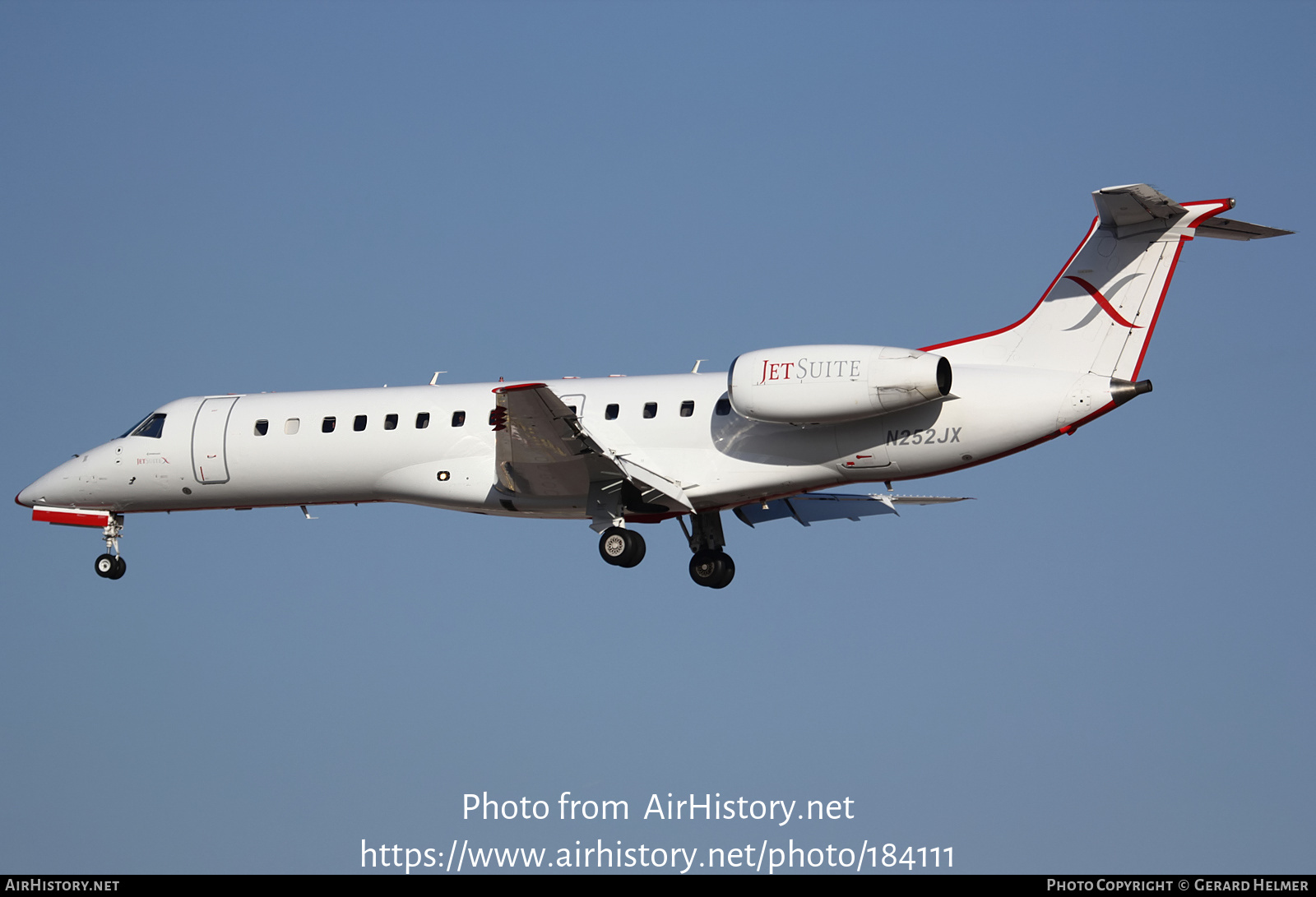 Aircraft Photo of N252JX | Embraer ERJ-135LR (EMB-135LR) | JetSuiteX - JSX | AirHistory.net #184111