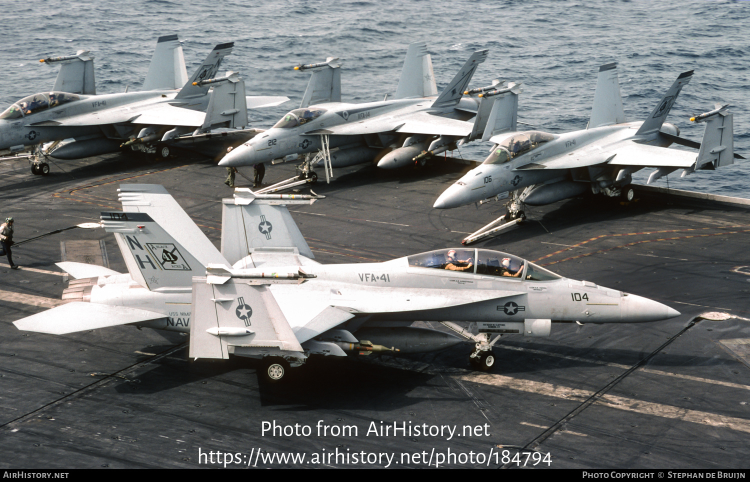 Aircraft Photo of 165880 | Boeing F/A-18F Super Hornet | USA - Navy | AirHistory.net #184794