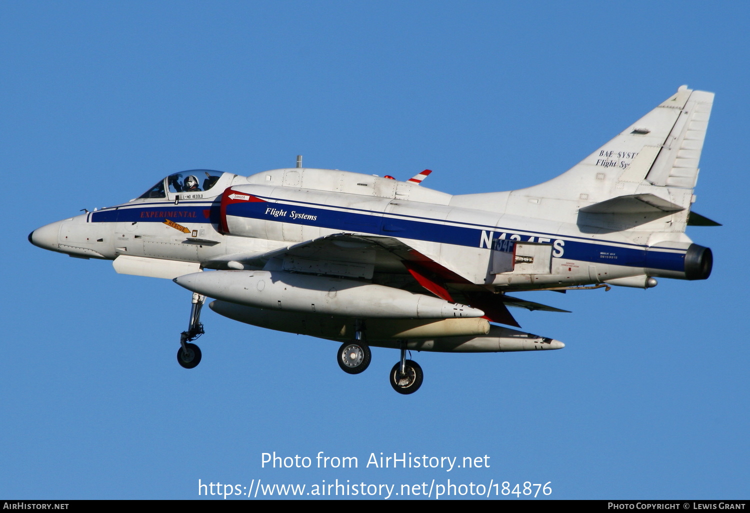 Aircraft Photo of N434FS | McDonnell Douglas A-4N Skyhawk II | BAE Systems Flight Systems | AirHistory.net #184876