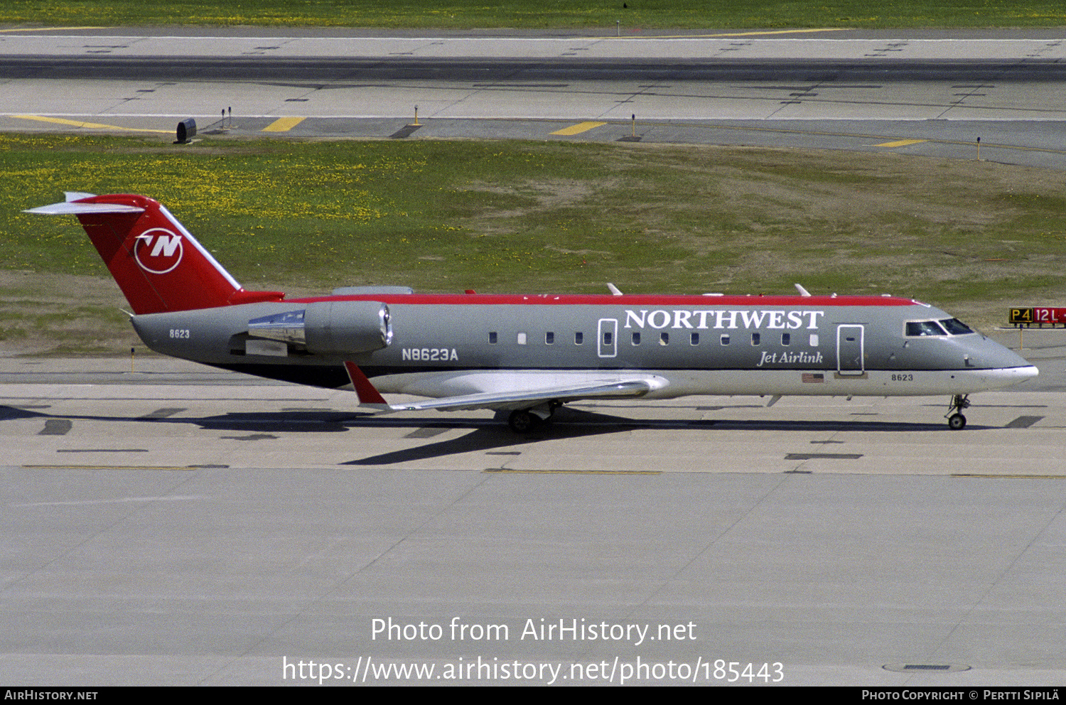 Aircraft Photo of N8623A | Bombardier CRJ-200ER (CL-600-2B19) | Northwest Jet Airlink | AirHistory.net #185443