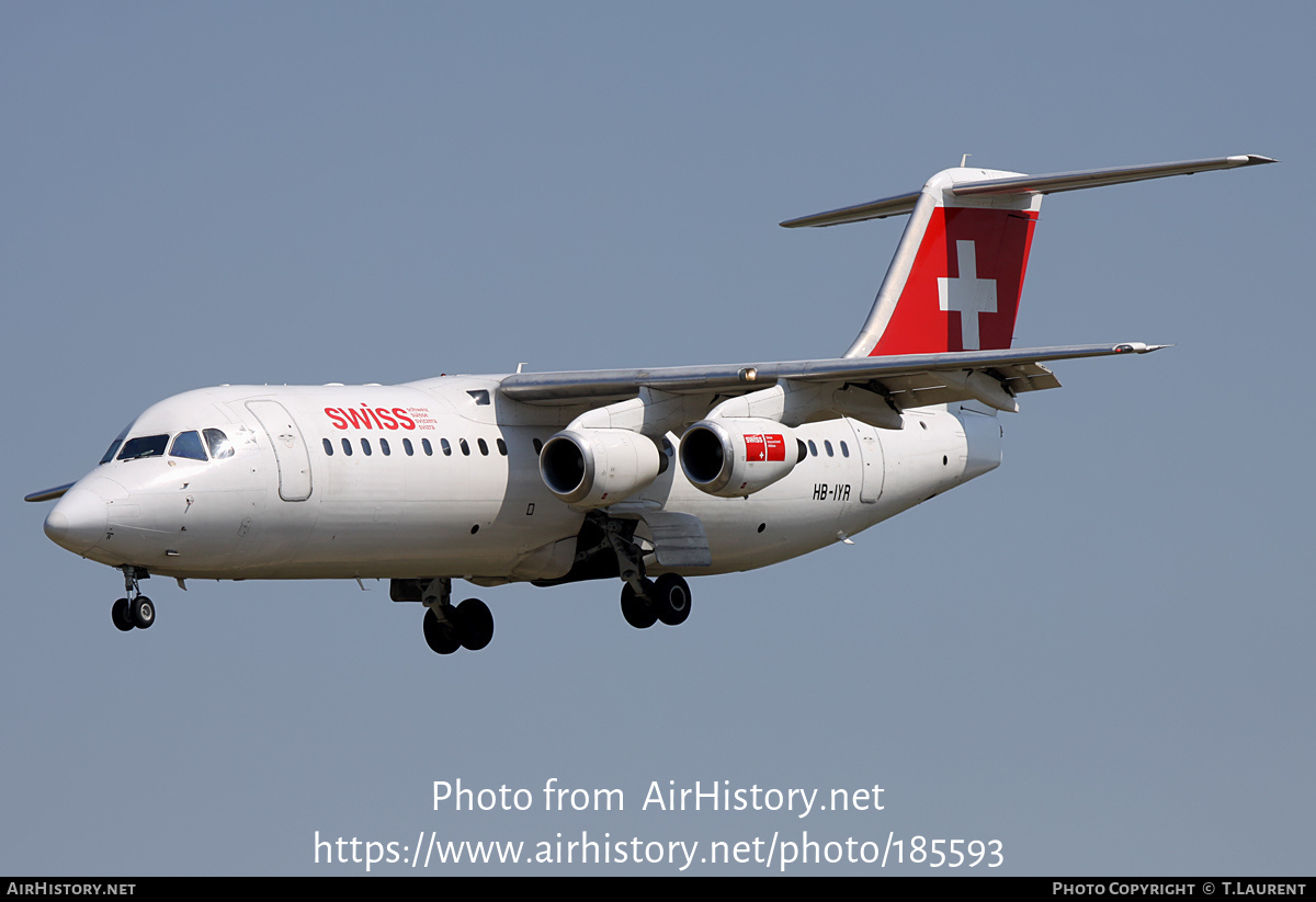 Aircraft Photo of HB-IYR | BAE Systems Avro 146-RJ100 | Swiss International Air Lines | AirHistory.net #185593