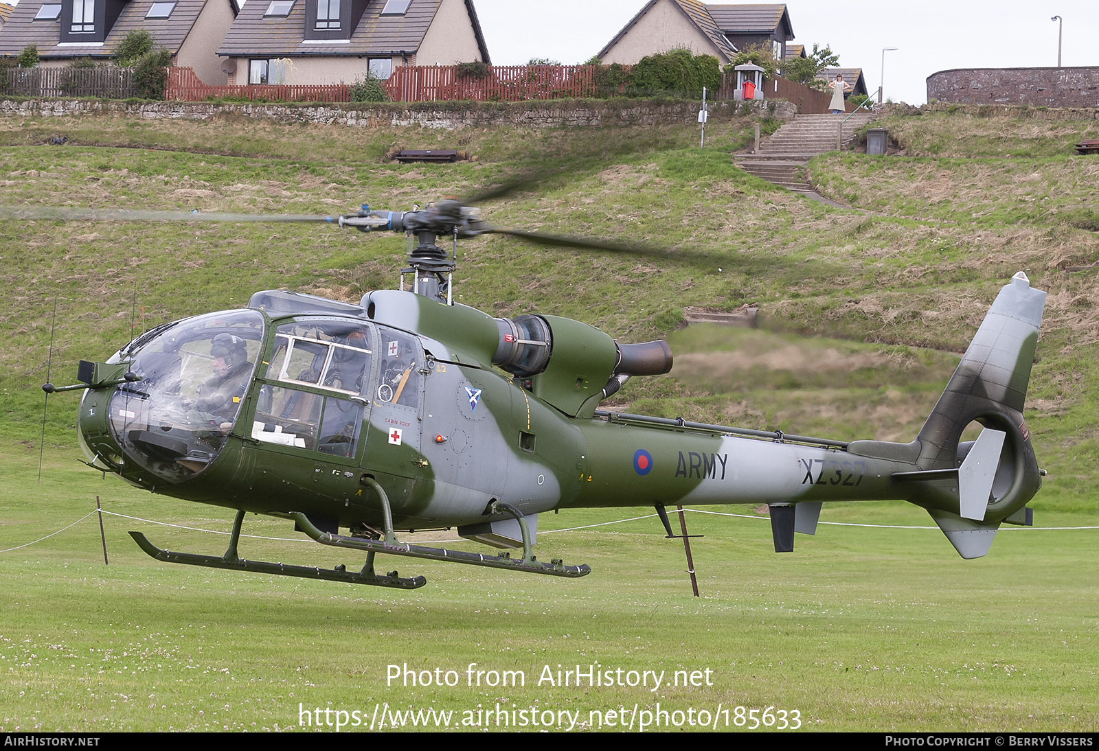 Aircraft Photo of XZ327 | Aerospatiale SA-341B Gazelle AH1 | UK - Army | AirHistory.net #185633