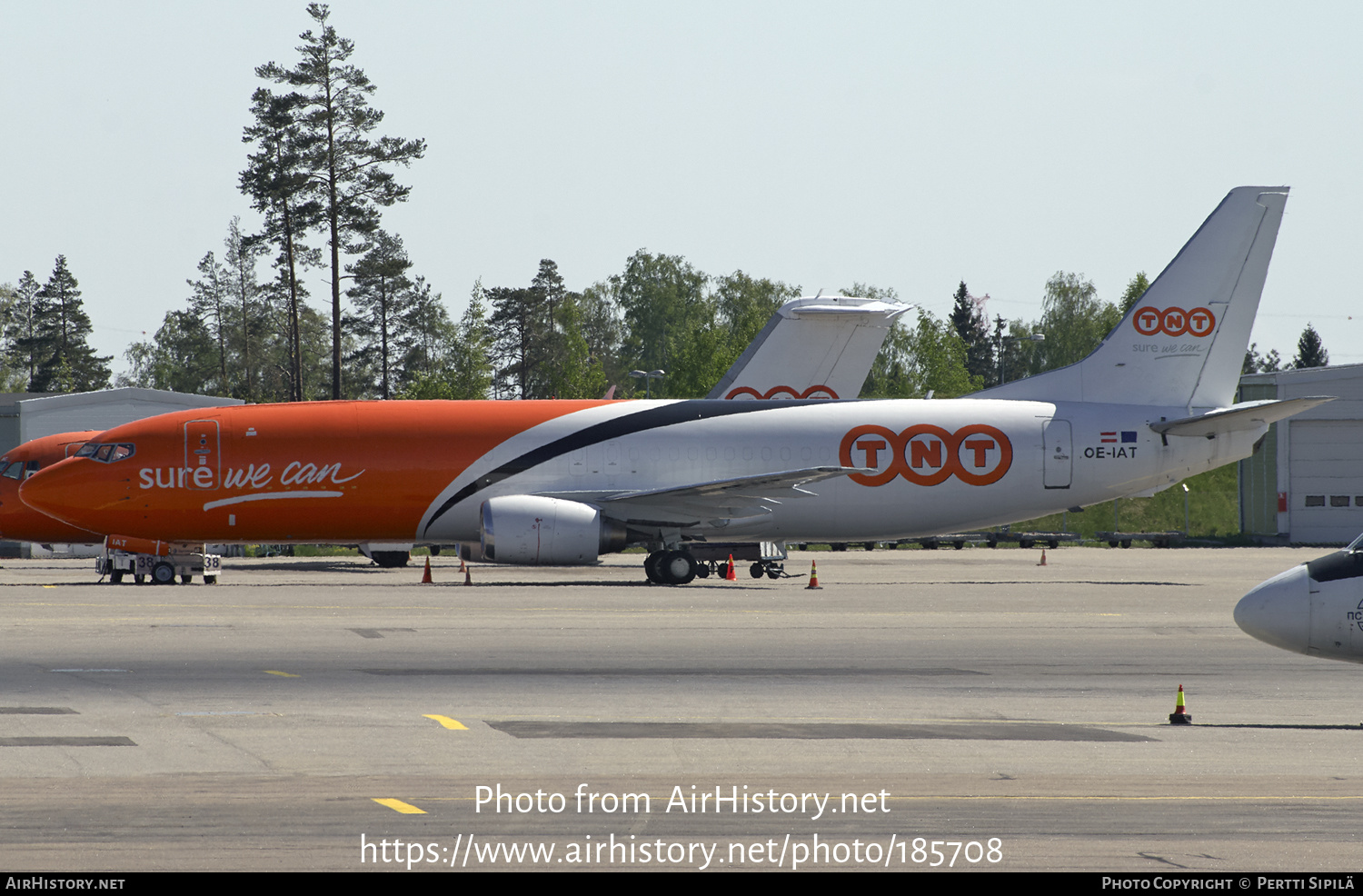 Aircraft Photo of OE-IAT | Boeing 737-4M0(BDSF) | TNT Airways | AirHistory.net #185708