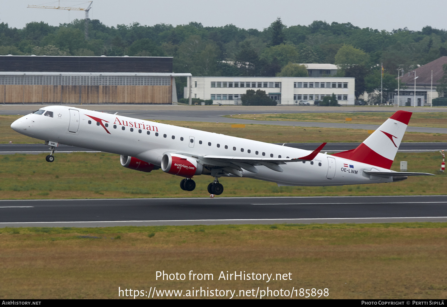 Aircraft Photo of OE-LWM | Embraer 195LR (ERJ-190-200LR) | Austrian Airlines | AirHistory.net #185898