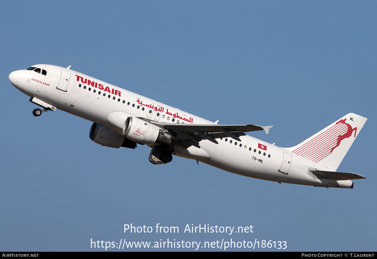 Aircraft Photo of TS-IML | Airbus A320-211 | Tunisair | AirHistory.net #186133