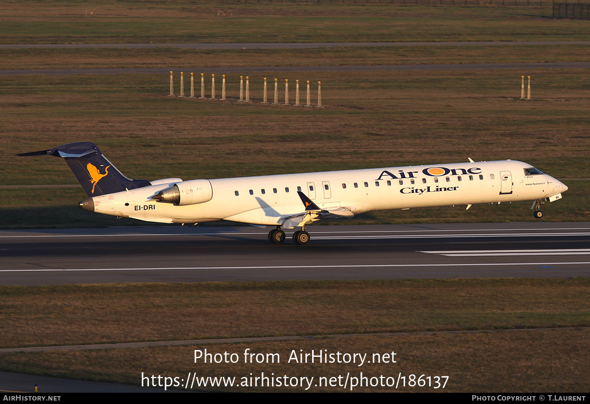 Aircraft Photo of EI-DRI | Bombardier CRJ-900ER (CL-600-2D24) | Air One CityLiner | AirHistory.net #186137