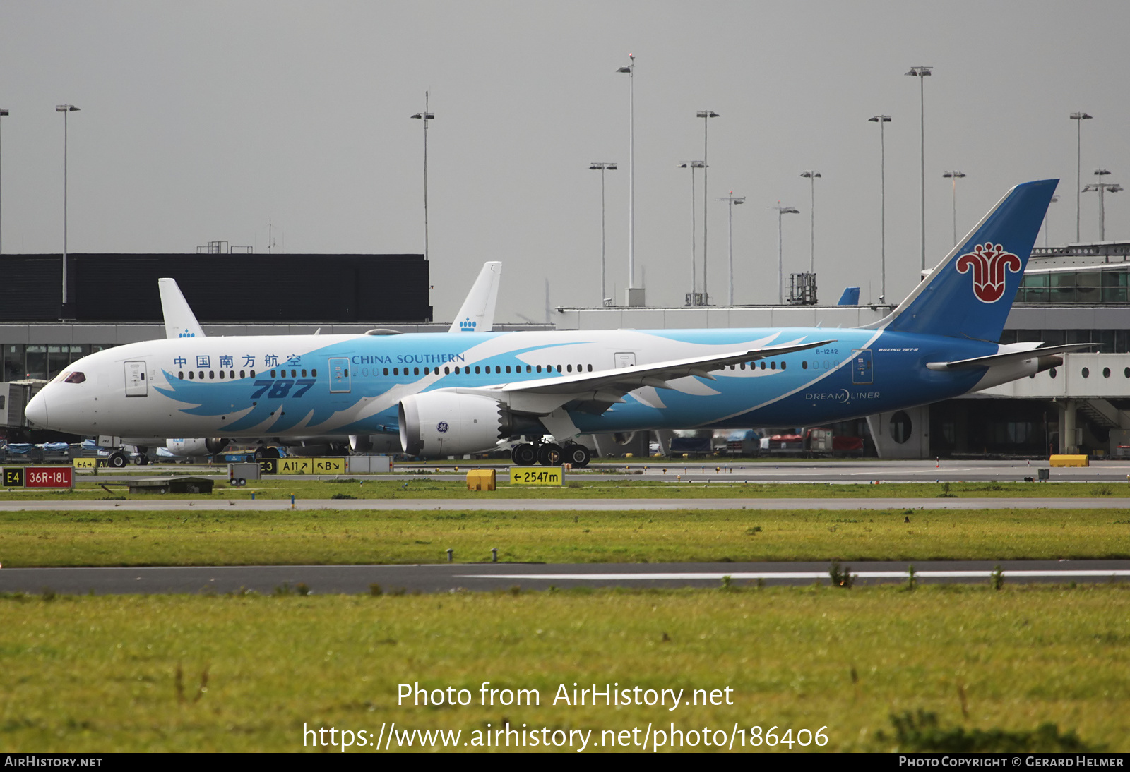 Aircraft Photo of B-1242 | Boeing 787-9 Dreamliner | China Southern Airlines | AirHistory.net #186406