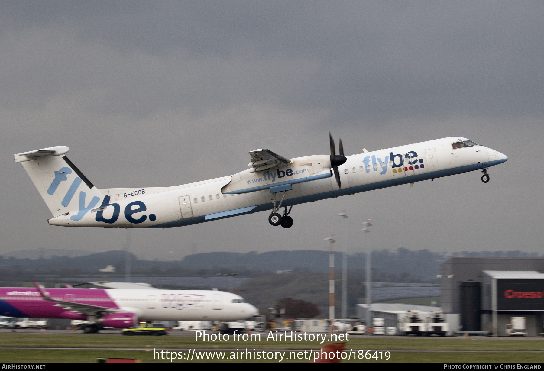 Aircraft Photo of G-ECOB | Bombardier DHC-8-402 Dash 8 | Flybe | AirHistory.net #186419