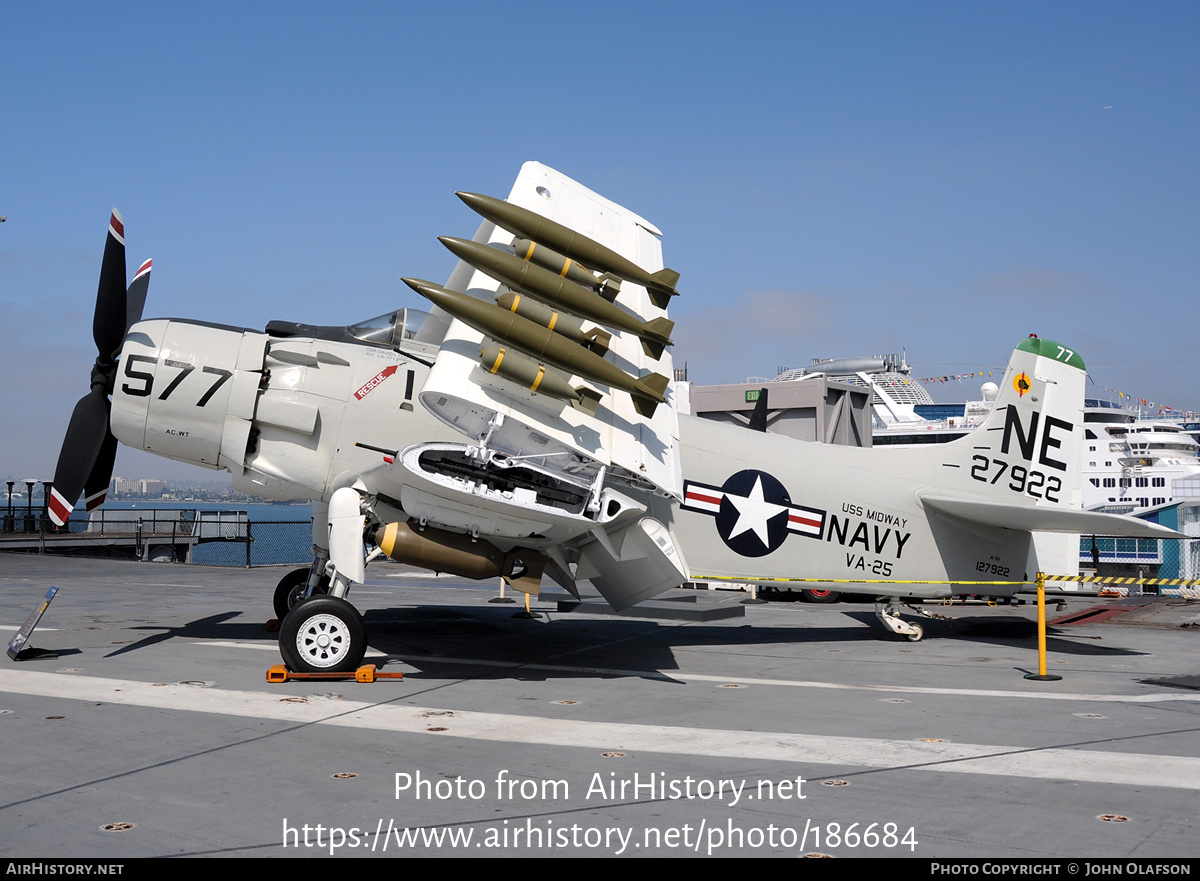 Aircraft Photo of 127922 | Douglas AD-4W Skyraider | USA - Navy | AirHistory.net #186684