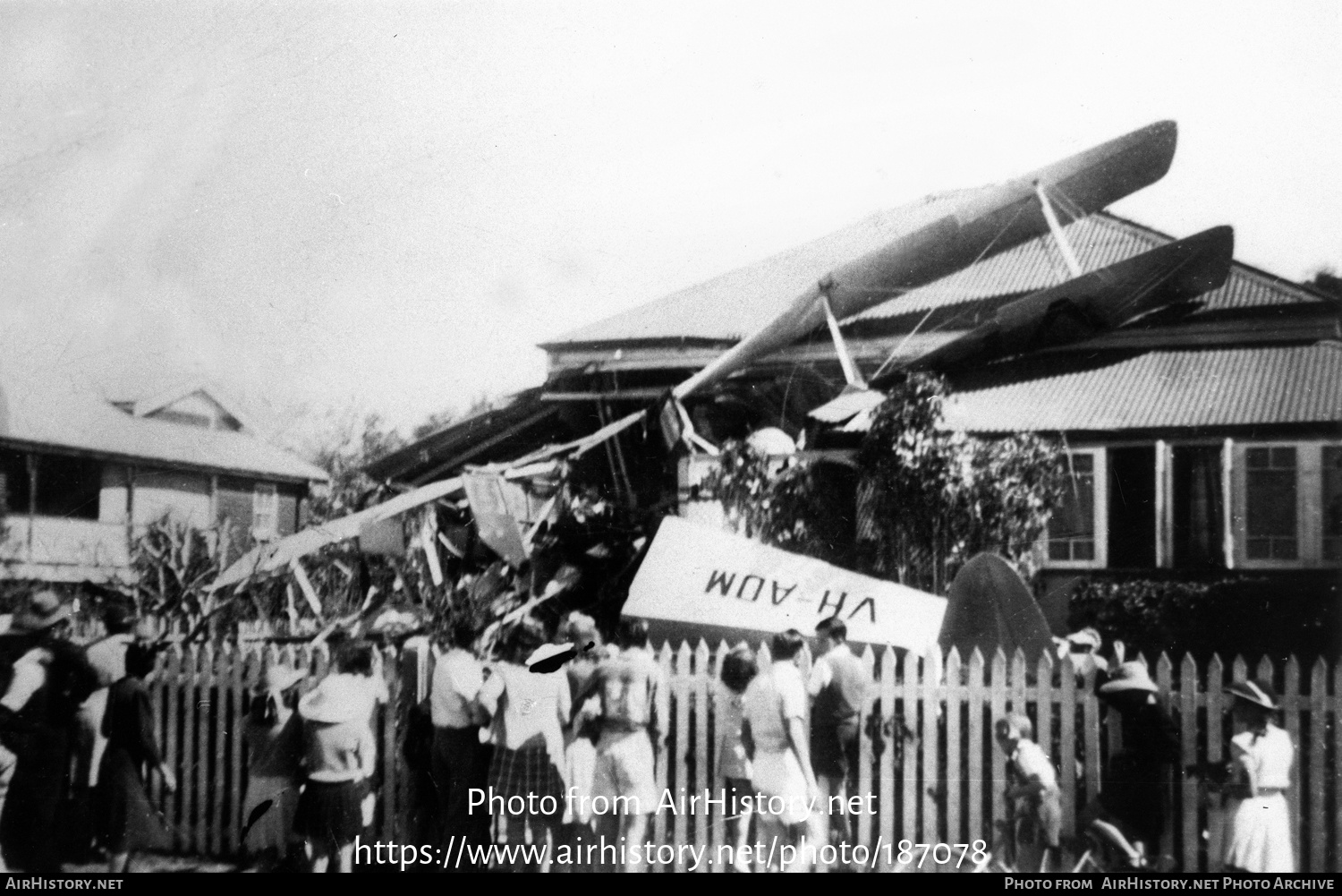 Aircraft Photo of VH-AOM | De Havilland D.H. 84A Dragon 3 | AirHistory.net #187078