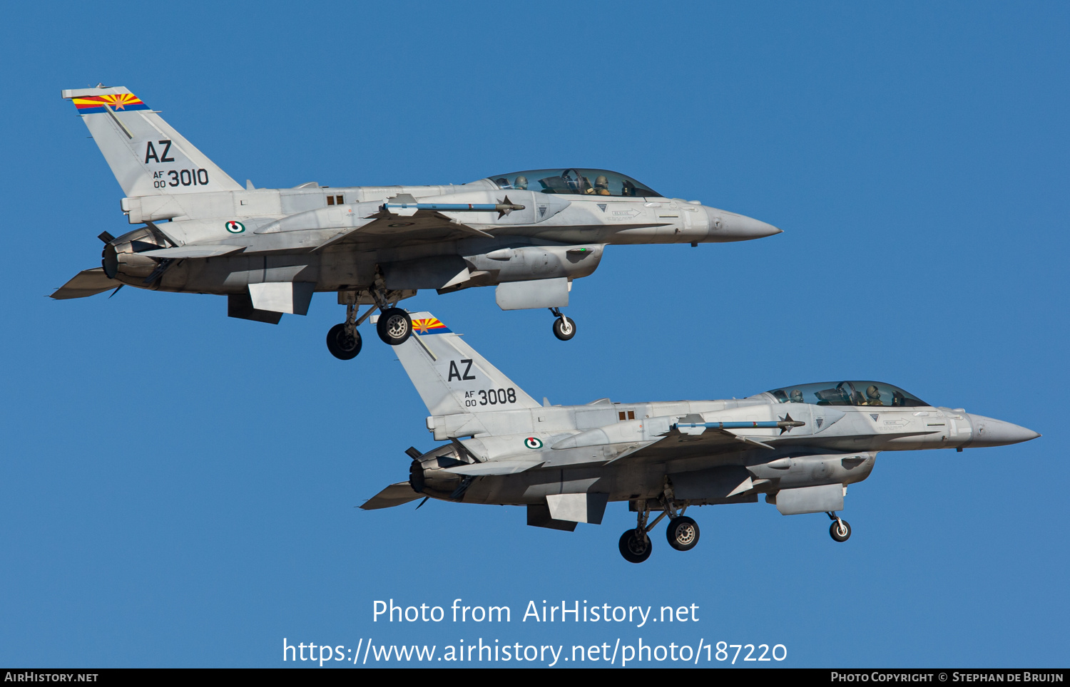 Aircraft Photo of 3010 / AF00-3010 | Lockheed Martin F-16F Fighting Falcon | United Arab Emirates - Air Force | AirHistory.net #187220