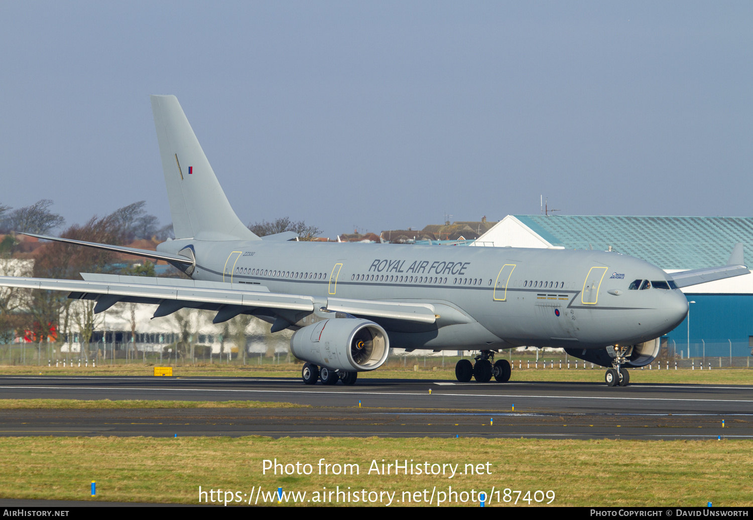 Aircraft Photo of ZZ330 | Airbus A330 Voyager KC2 (A330-243MRTT) | UK - Air Force | AirHistory.net #187409