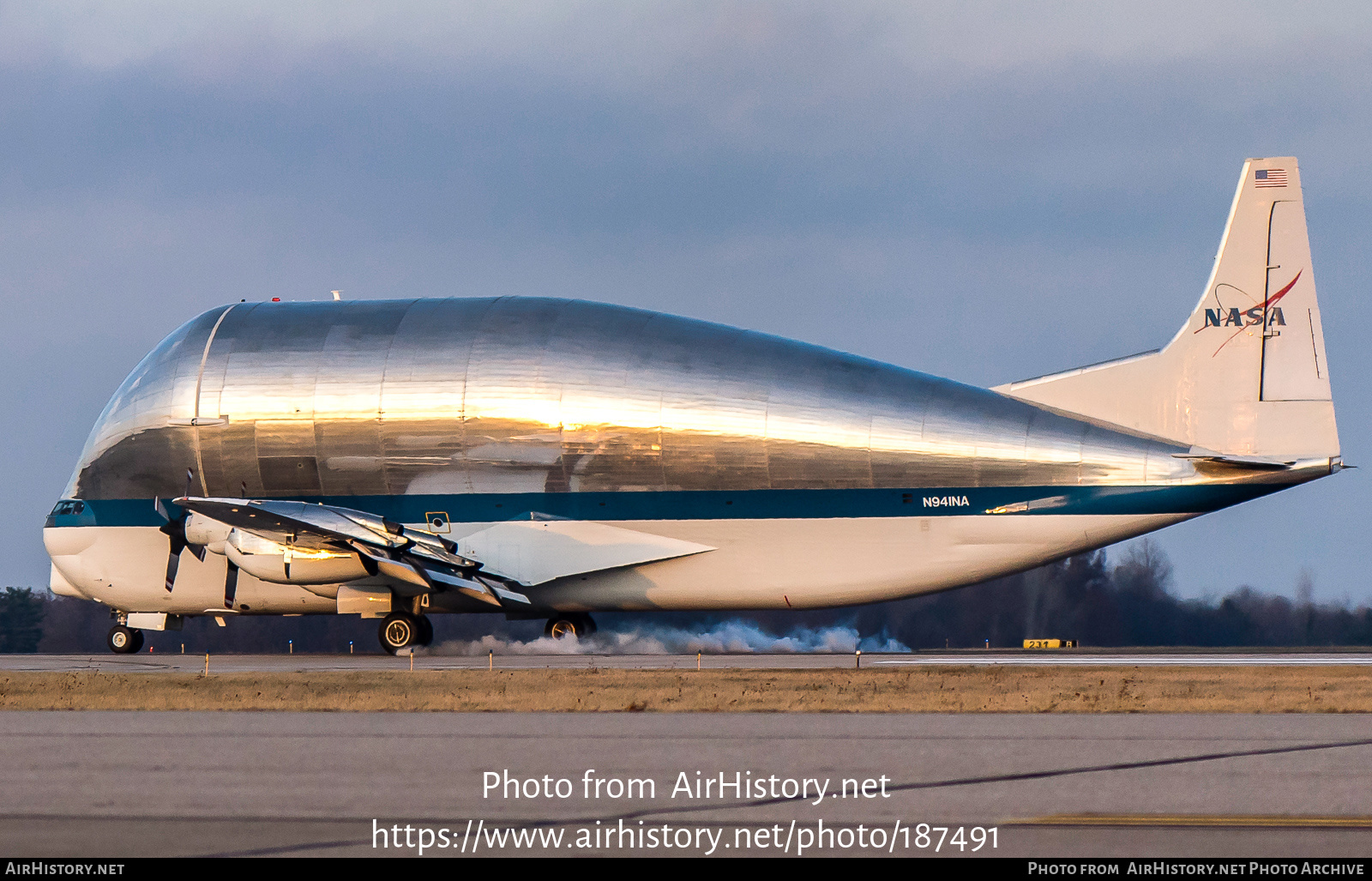 Aircraft Photo of N941NA | Aero Spacelines 377SGT Super Guppy Turbine | NASA - National Aeronautics and Space Administration | AirHistory.net #187491