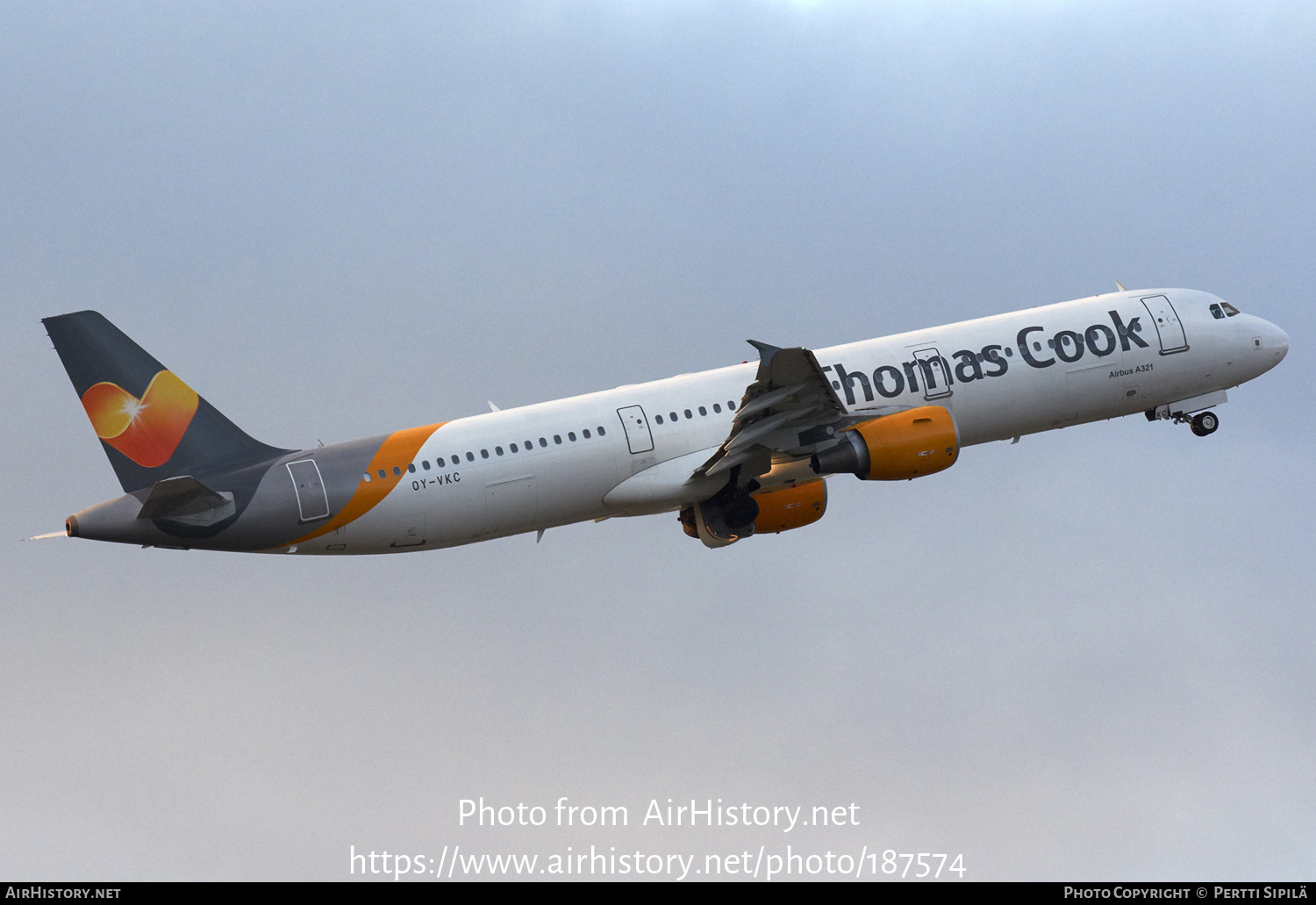 Aircraft Photo of OY-VKC | Airbus A321-211 | Thomas Cook Airlines | AirHistory.net #187574