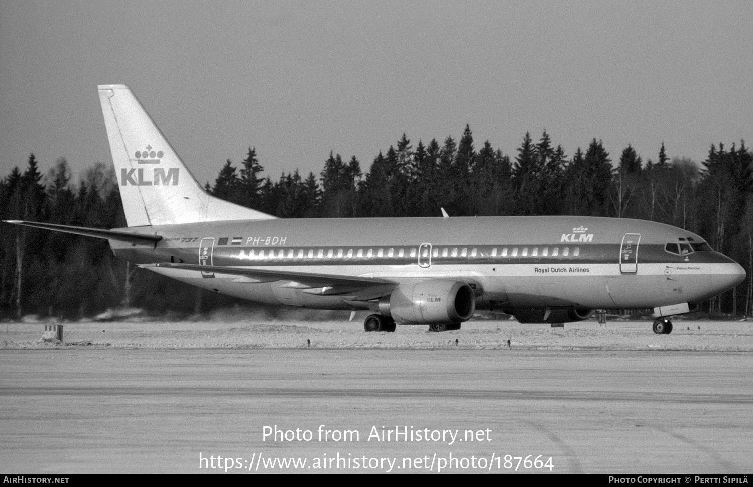 Aircraft Photo of PH-BDH | Boeing 737-306 | KLM - Royal Dutch Airlines | AirHistory.net #187664