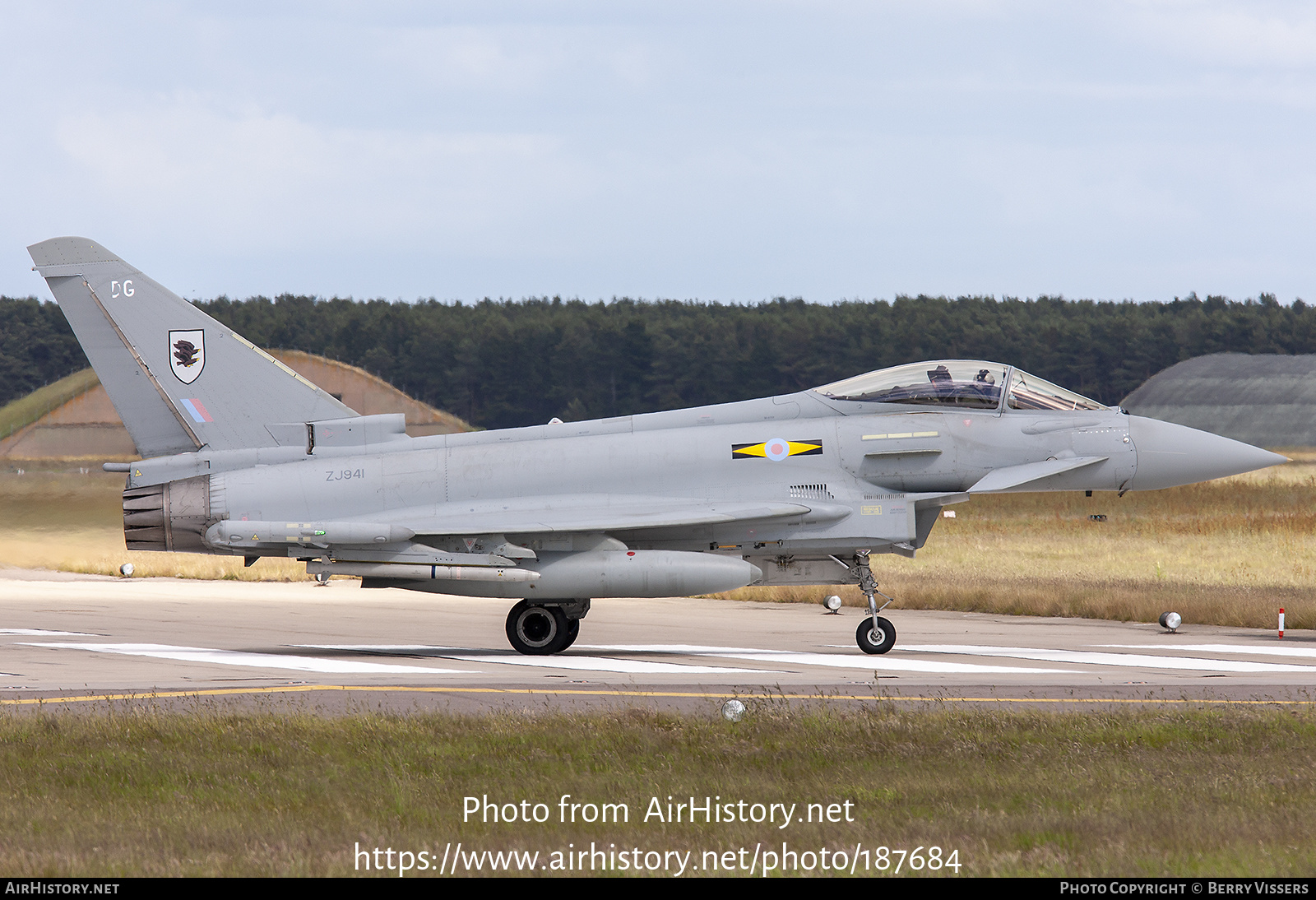 Aircraft Photo of ZJ941 | Eurofighter EF-2000 Typhoon FGR4 | UK - Air Force | AirHistory.net #187684