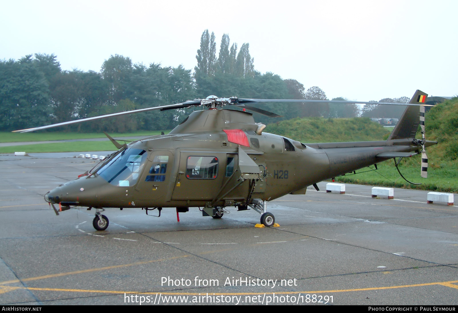 Aircraft Photo of H28 | Agusta A-109HA (A-109BA) | Belgium - Army | AirHistory.net #188291