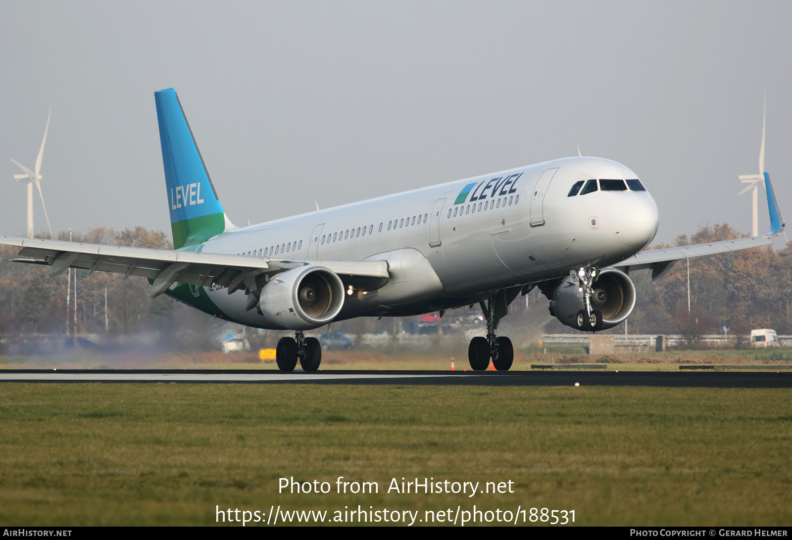 Aircraft Photo of OE-LCR | Airbus A321-211 | Level | AirHistory.net #188531