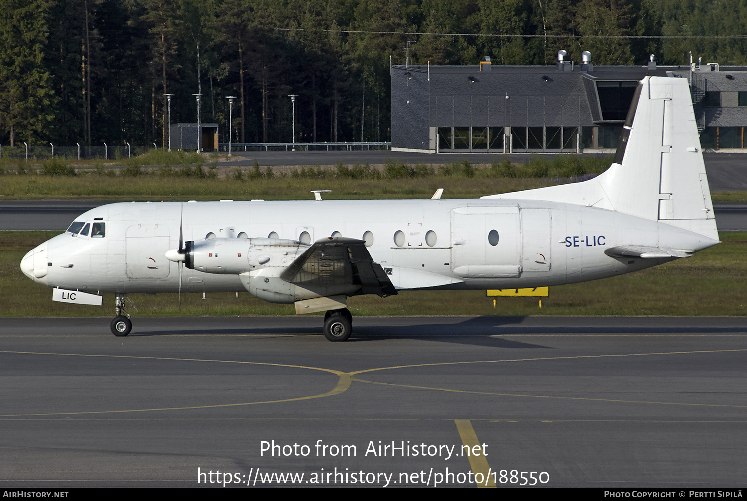 Aircraft Photo of SE-LIC | British Aerospace BAe-748 Srs2B/399LFD | West Air Sweden | AirHistory.net #188550