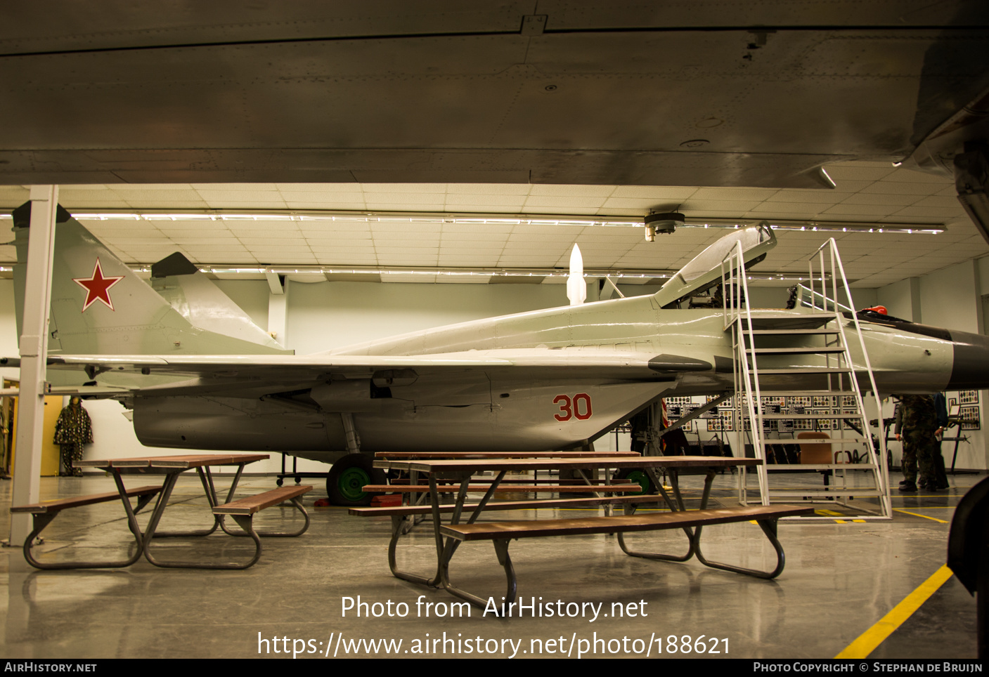 Aircraft Photo of 30 red | Mikoyan-Gurevich MiG-29 | Russia - Air Force | AirHistory.net #188621