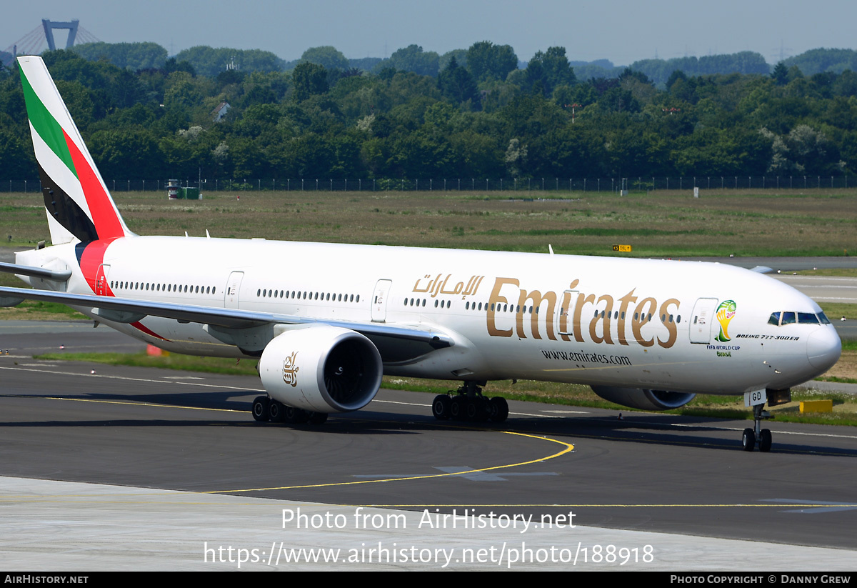 Aircraft Photo of A6-EGD | Boeing 777-31H/ER | Emirates | AirHistory.net #188918