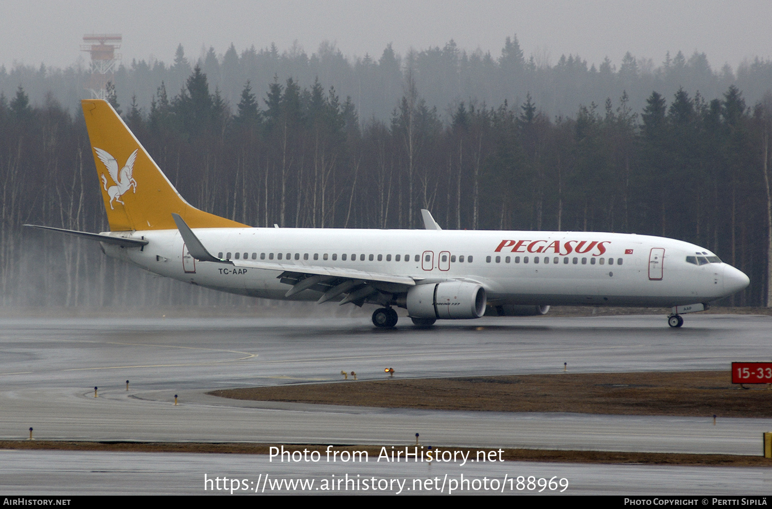 Aircraft Photo of TC-AAP | Boeing 737-86N | Pegasus Airlines | AirHistory.net #188969