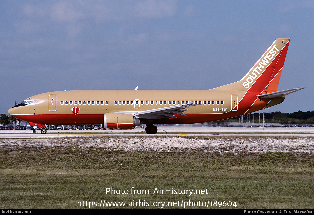 Aircraft Photo of N394SW | Boeing 737-3H4 | Southwest Airlines | AirHistory.net #189604