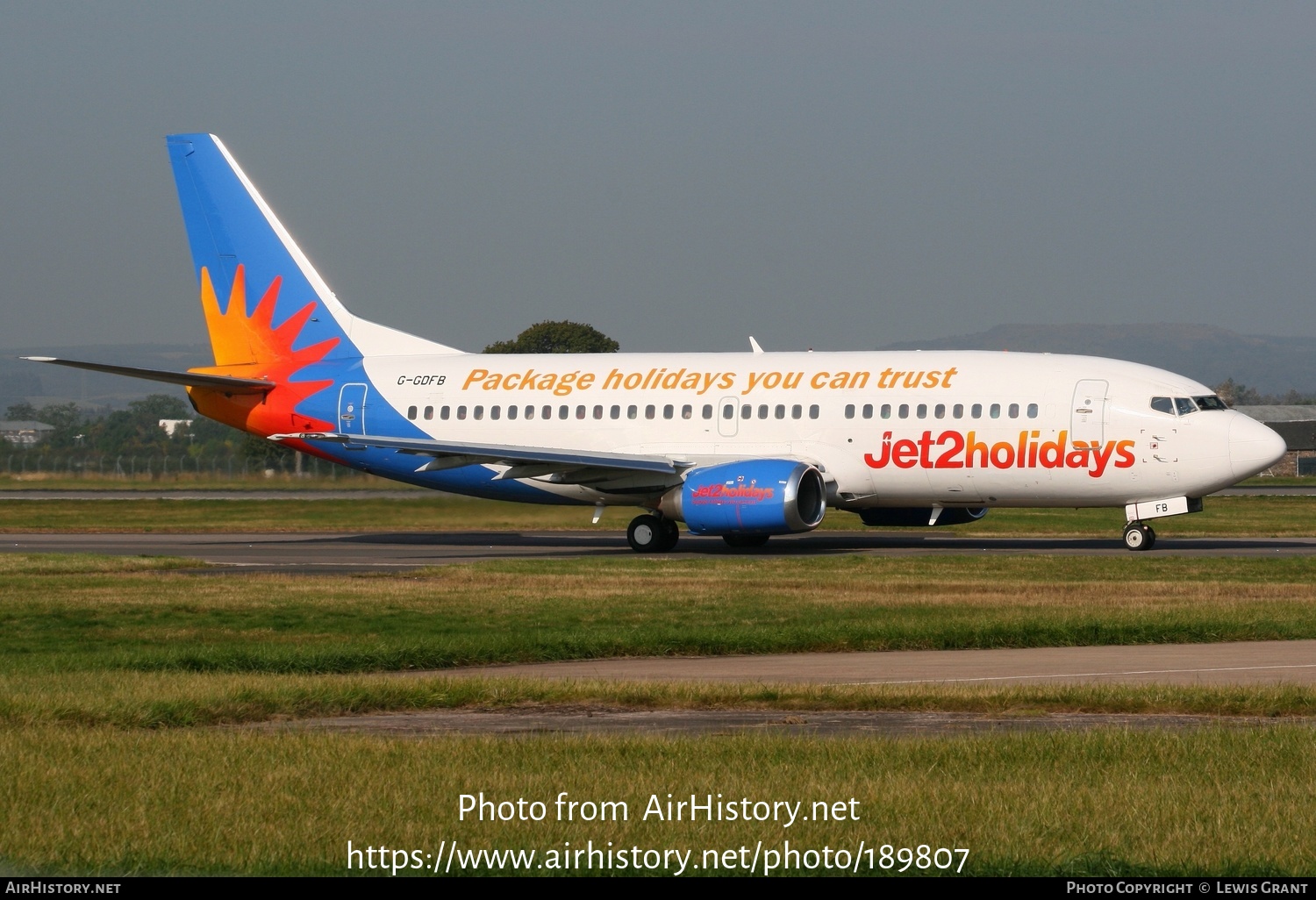 Aircraft Photo of G-GDFB | Boeing 737-33A | Jet2 Holidays | AirHistory.net #189807