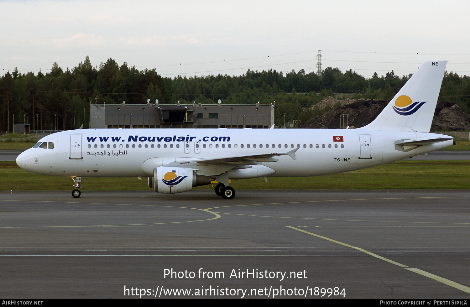 Aircraft Photo of TS-INE | Airbus A320-212 | Nouvelair Tunisie | AirHistory.net #189984