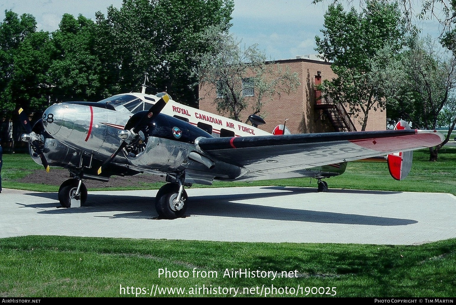 Aircraft Photo of 1528 | Beech Expeditor 3NM | Canada - Air Force | AirHistory.net #190025