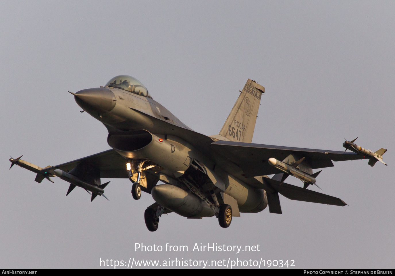 Aircraft Photo of 6647 | Lockheed Martin F-16A Fighting Falcon | Taiwan - Air Force | AirHistory.net #190342