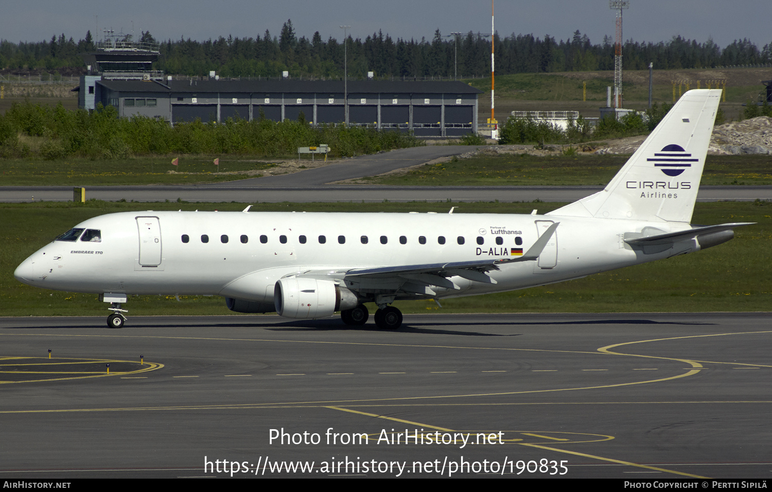 Aircraft Photo of D-ALIA | Embraer 170LR (ERJ-170-100LR) | Cirrus Airlines | AirHistory.net #190835