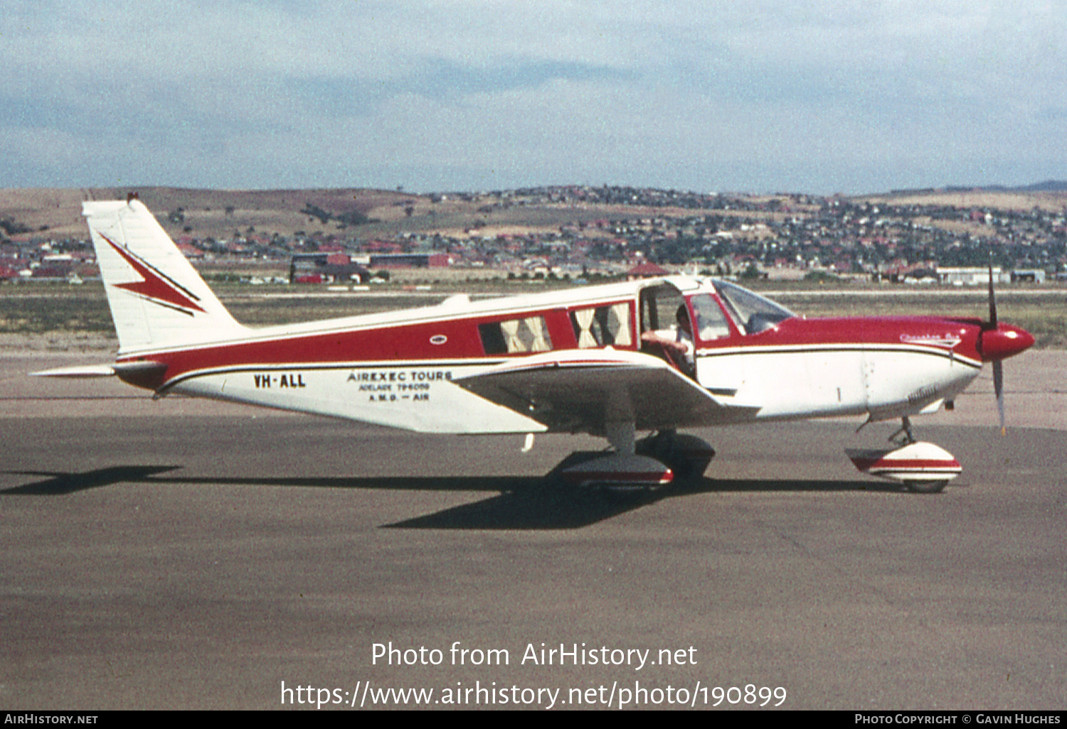 Aircraft Photo of VH-ALL | Piper PA-32-260 Cherokee Six | Airexec Tours | AirHistory.net #190899