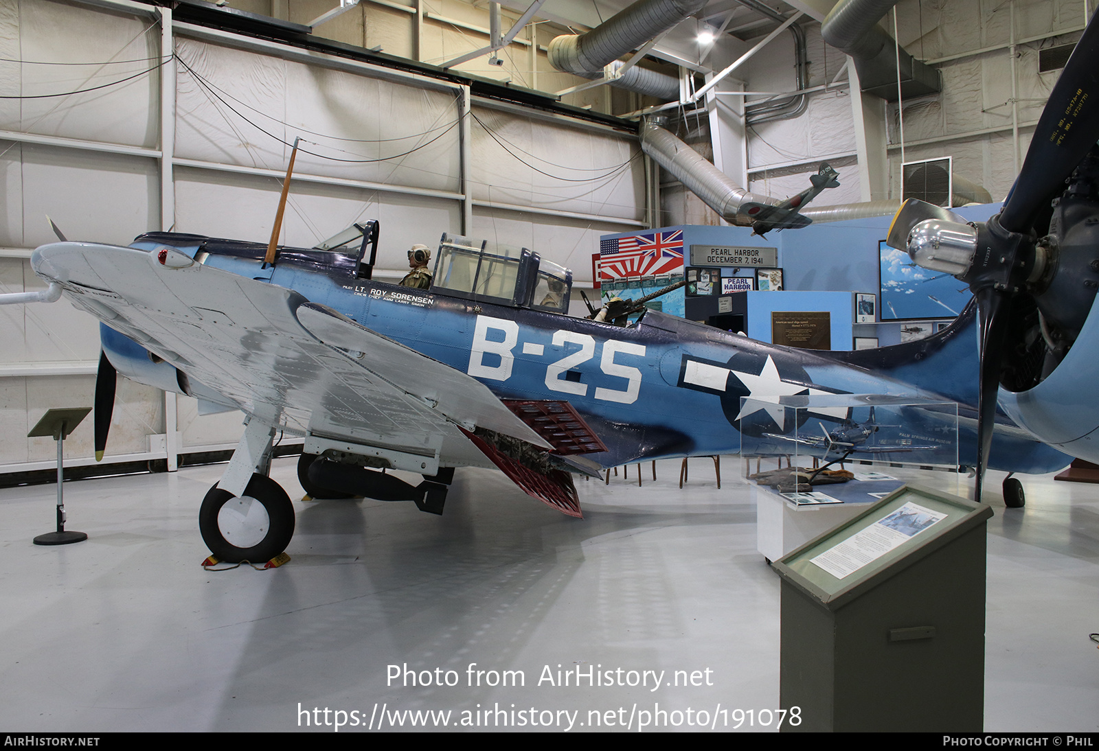 Aircraft Photo of 36176 | Douglas SBD-5 Dauntless | USA - Navy | AirHistory.net #191078