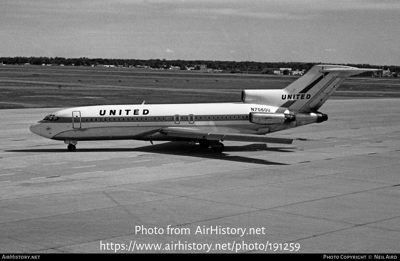 Aircraft Photo of N7060U | Boeing 727-22 | United Air Lines | AirHistory.net #191259