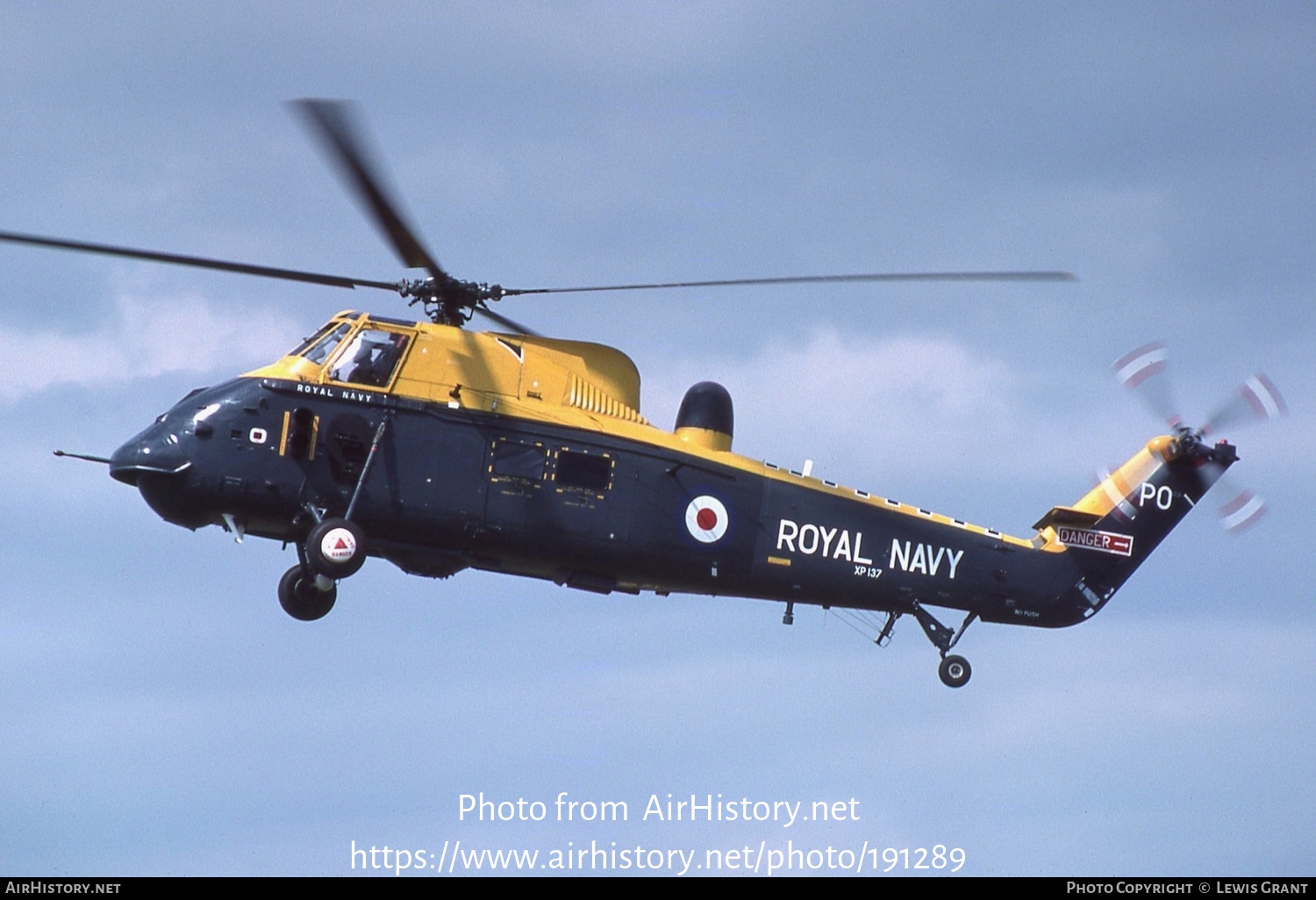 Aircraft Photo of XP137 | Westland WS-58 Wessex HAS.3 | UK - Navy | AirHistory.net #191289