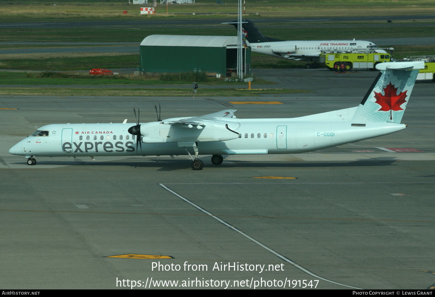 Aircraft Photo of C-GGOI | Bombardier DHC-8-402 Dash 8 | Air Canada Express | AirHistory.net #191547