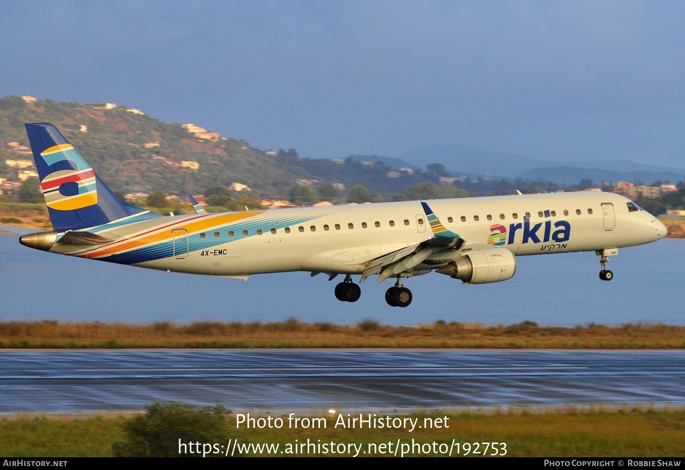 Aircraft Photo of 4X-EMC | Embraer 195LR (ERJ-190-200LR) | Arkia Israeli Airlines | AirHistory.net #192753