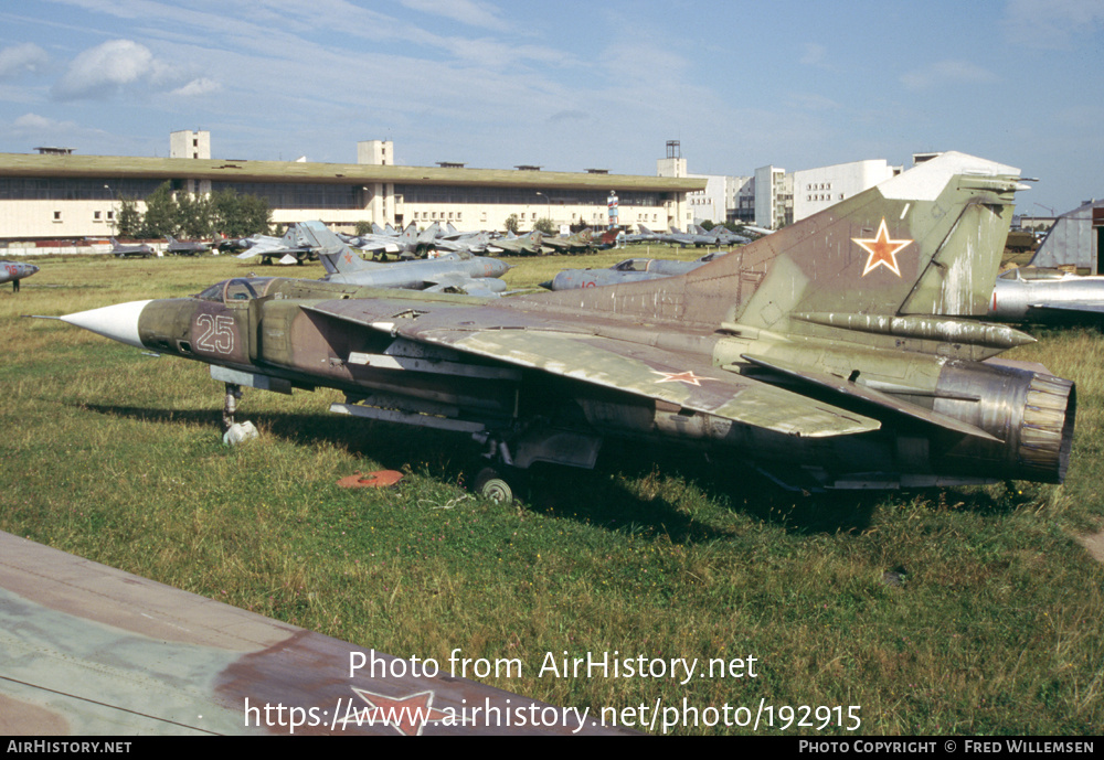 Aircraft Photo of 25 white | Mikoyan-Gurevich MiG-23S | Russia - Air Force | AirHistory.net #192915